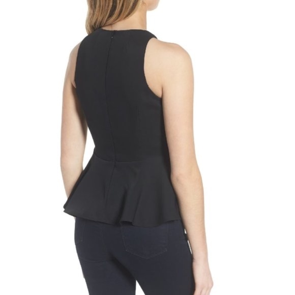 Trouve Date Peplum Top - Picture 2 of 6
